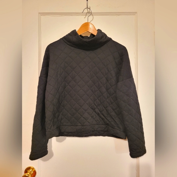 🎉MOVING SALE- EVERYTHING MUST GO BY 8/29!🎉 Diamond Stitch Cowl Neck Sweater - Picture 1 of 3